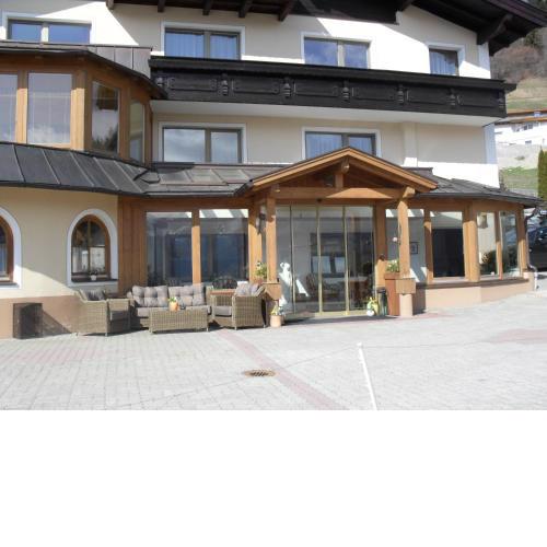 Apart Hotel Ideal