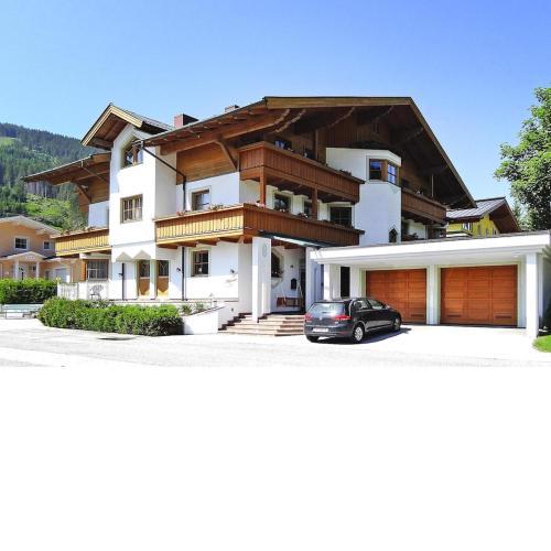 Apartment in Filzmoos with a balcony