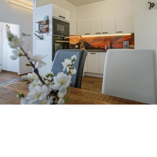 AusZeit Steiraland 8 mit überdachten Balkon und Parkplatz