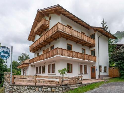 Beautiful Holiday Home Near St Anton Am Arlberg With Sauna