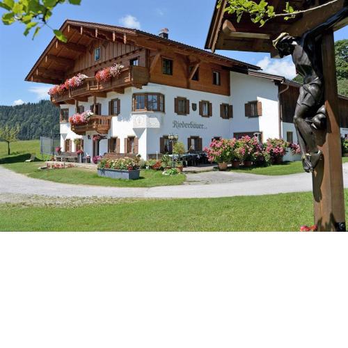 Biobauernhof und Ferienhaus Riederbauer