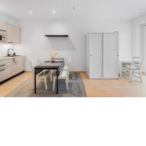 Boutique Space VIE #3o3