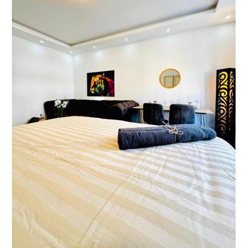 Bright Stay, Private Room Only 13Min to Belvedere Palace