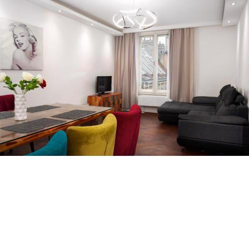 Charming Apartment in Historical Center w/ 24H Check-in