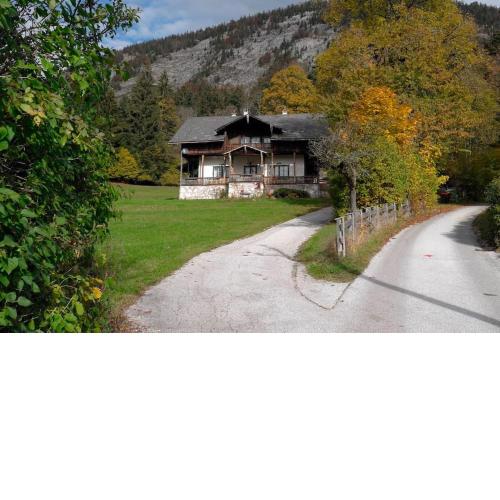 Charming Villa Lynden at foot of Loser, overlooking lake