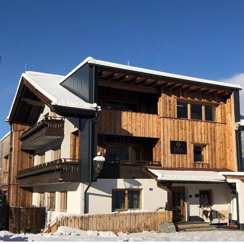 Chic lodge-apartments
