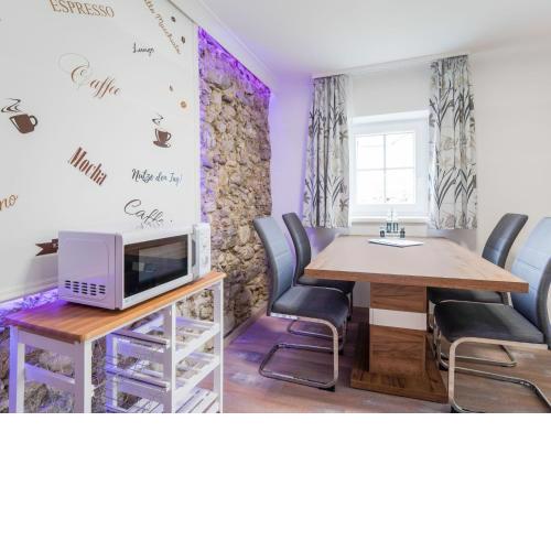 Cosy apartment in Bad Mitterndorf with a garden