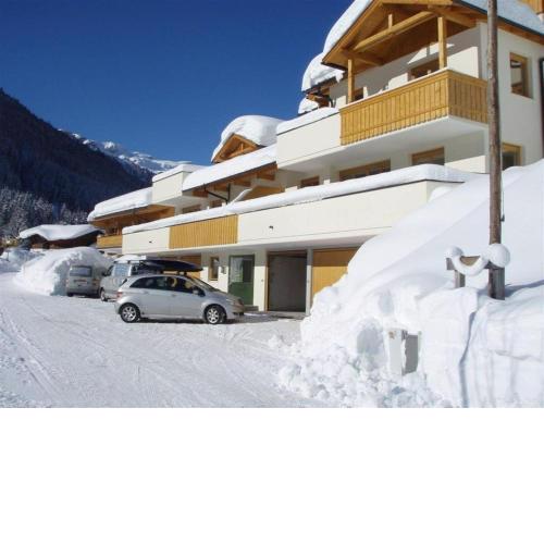 Cozy detached chalet in Saalbach Hinterglemm with terrace