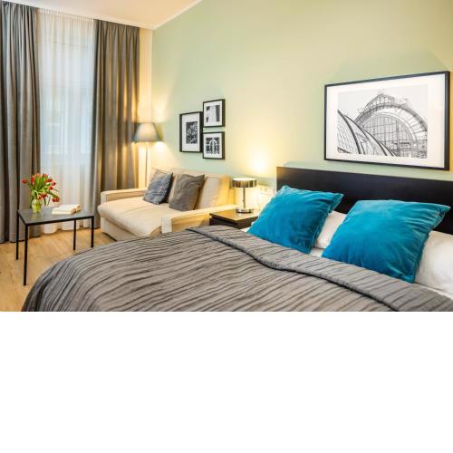 Jimmy's Apartments Emerald