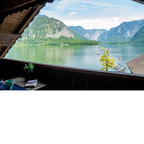 Lakeview Apartment