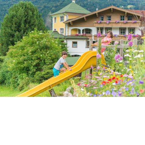 Landhotel Hubengut Bed and Breakfast