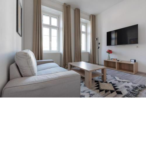 Lovely apartment near University