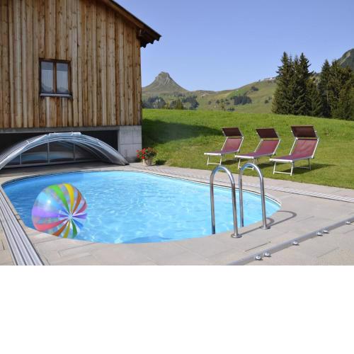 Modern apartment with swimming pool in Damüls