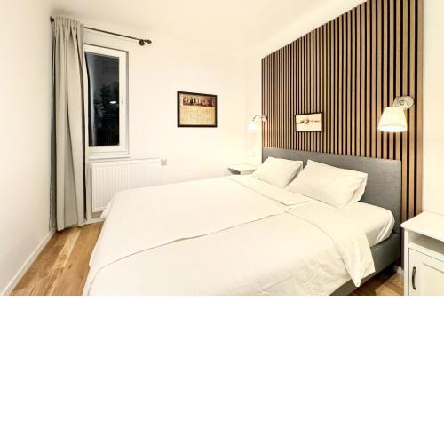 Newly Renovated Apartment at Yppenplatz