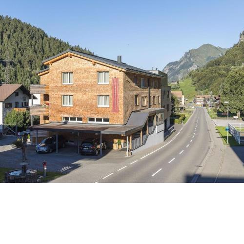 Nice apartment in Klösterle am Arlberg with garden