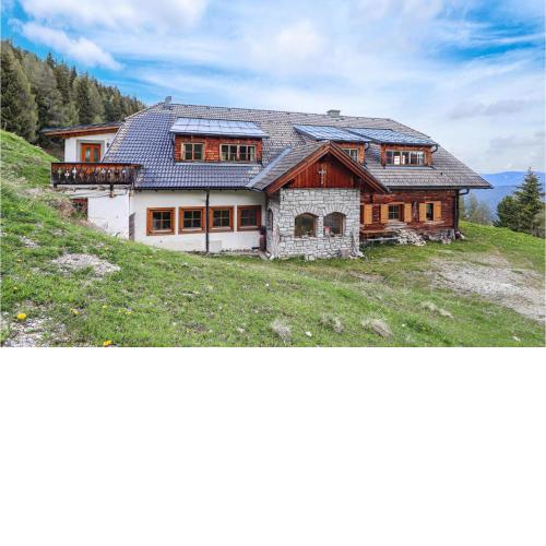 Nice apartment in Mauternhof with Sauna and 1 Bedrooms