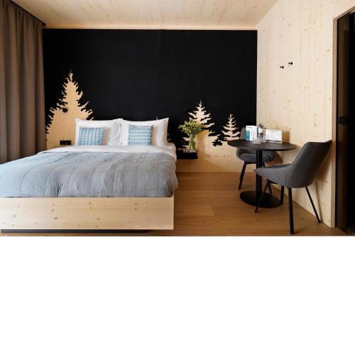 numa l Wood Rooms & Apartments
