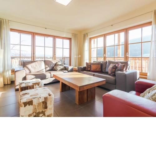 Plush Chalet in Mauterndorf with Sauna