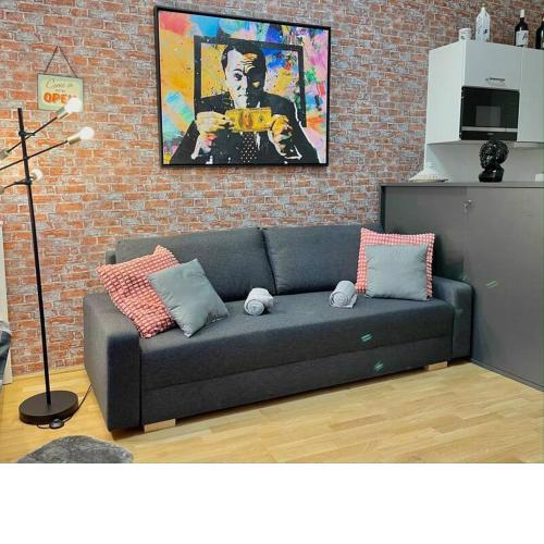 Premium Apartment with Terrace, A/C, FREE WiFi and NETFLIX