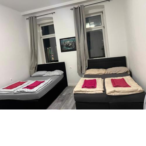 sam apartmant 12