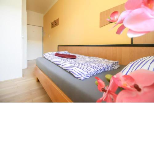Single bed room with bathroom