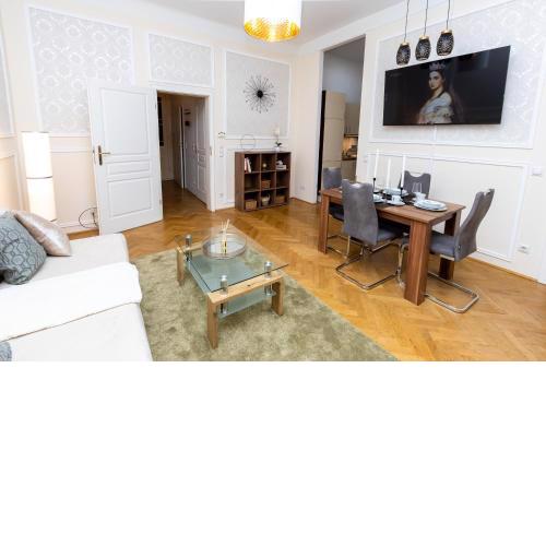 SISSI designed luxurious apartment near Schönbrunn and Westbahnhof