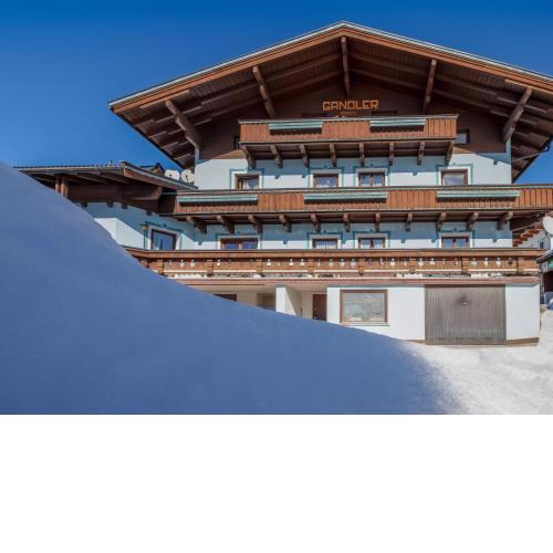 Spacious Apartment in Mittersill with close to Skiing Points