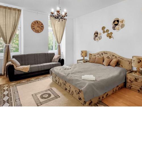 Three-Bedroom Sanctuary, King-Size Beds