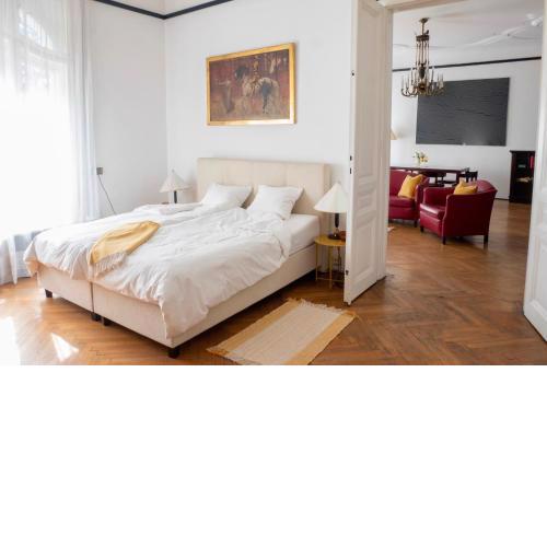 Viennese Art & Culture on 200m2