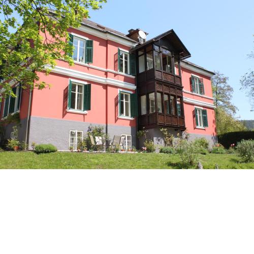 Villa Adrienne