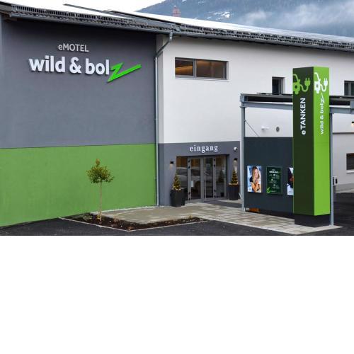 wild & bolz eMotel